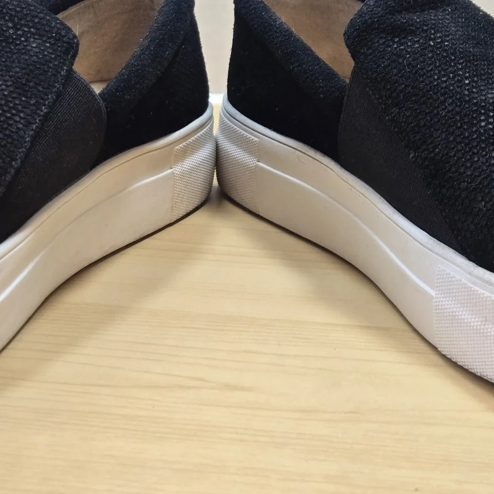 Vince Camuto Korli Black Suede Slip On Platform Sneakers Women's Size 9.5 M